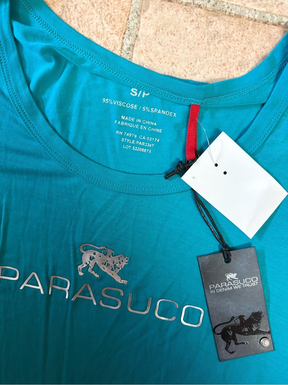 Parasuco tshirt - Picture 2 of 2